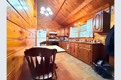 41 Kingsbury Rd, Spencer, MA 01562 - Photo 6