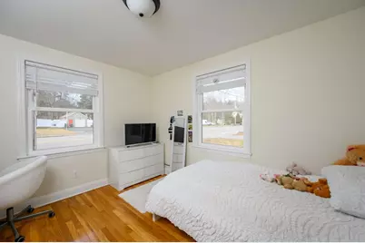 1065 Bedford St, Abington, MA 02351 - Photo 12