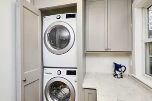 35 Roseway St, Boston, MA 02130 - Photo 10