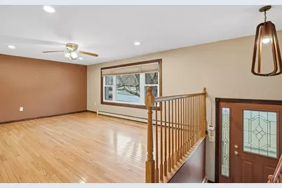 4 Carby Drive, Mendon, MA 01756 - Photo 4