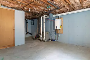 184 Cambridge Cir, Longmeadow, MA 01106 - Photo 34