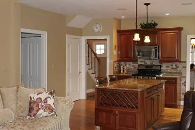 30 Longobardi Dr #30, Franklin, MA 02038 - Photo 4