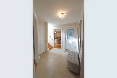 11 Fairway Ln, Medway, MA 02053 - Photo 4