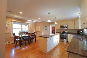 11 Fairway Ln, Medway, MA 02053 - Photo 6
