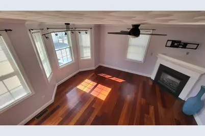 129 Manchester Street #B, Lowell, MA 01852 - Photo 10