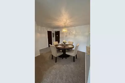 2 Victory Road #27, Lynn, MA 01902 - Photo 4