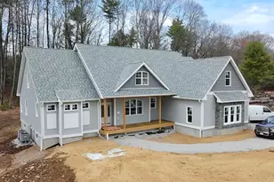 558 Haynes St, Sturbridge, MA 01566 - Photo 1