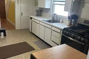 32 Lealand Ave, Agawam, MA 01001 - Photo 16