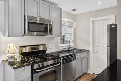 16 Conwell St #3, Provincetown, MA 02657 - Photo 10