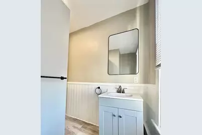 653 Brock Avenue #3, New Bedford, MA 02744 - Photo 12