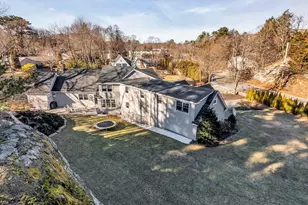 2 Prince St, Beverly, MA 01915 - Photo 4