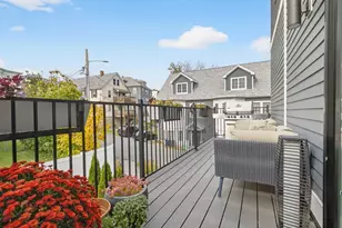 4 Payne St, Boston, MA 02122 - Photo 20