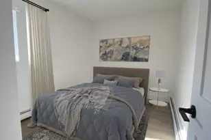 880 E 4th St, Boston, MA 02127 - Photo 6