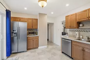 29 Webster Ave, West Springfield, MA 01089 - Photo 14