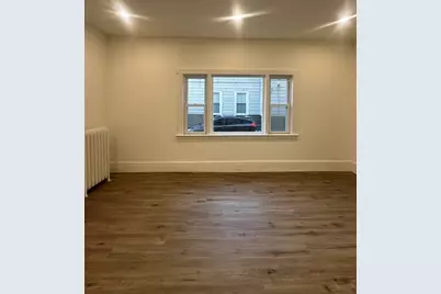 62 W 6th St #1, Lowell, MA 01850 - Photo 8