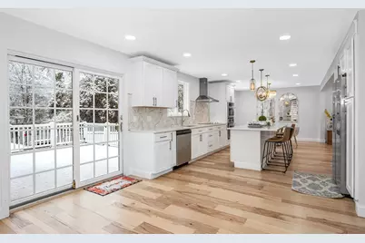 300 Kenoza St, Haverhill, MA 01830 - Photo 6