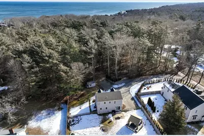 51 Park Avenue, Plymouth, MA 02360 - Photo 2