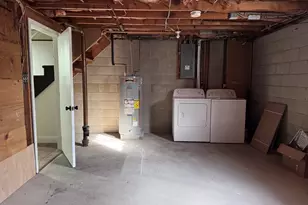 709 Fairway Ave, Montague, MA 01376 - Photo 28