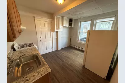 139-141 Franklin #1, Lynn, MA 01902 - Photo 2