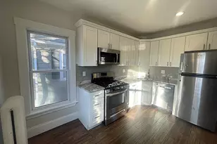 22 Mansfield, Boston, MA 02134 - Photo 2