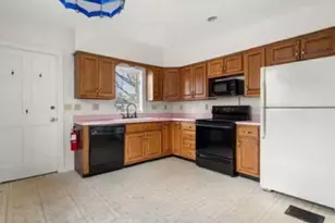 20 Central Ave, Danvers, MA 01923 - Photo 2