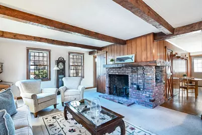 1239 Roseanne St, New Bedford, MA 02740 - Photo 2