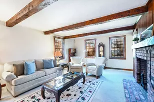 1239 Roseanne St, New Bedford, MA 02740 - Photo 4