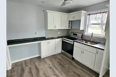 5 William St, Acushnet, MA 02743 - Photo 10