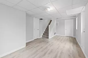 95-B N Main St, Andover, MA 01810 - Photo 4