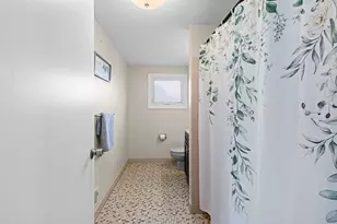 26 Massachusetts Ave, Somerset, MA 02726 - Photo 20