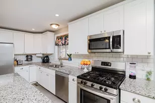 65 Armsby St, New Bedford, MA 02745 - Photo 18