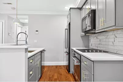 137 N St #3, Boston, MA 02127 - Photo 4