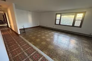 22 Norcross St, Arlington, MA 02476 - Photo 4