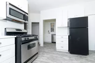 25 Oakwood, Boston, MA 02124 - Photo 2