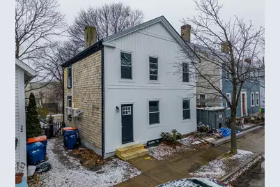 24 Middle St, Fairhaven, MA 02719 - Photo 1