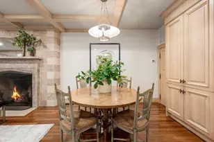 25 Beaver Pl, Boston, MA 02108 - Photo 10