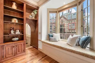 25 Beaver Pl, Boston, MA 02108 - Photo 4