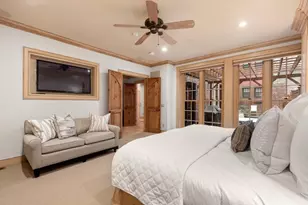 25 Beaver Pl, Boston, MA 02108 - Photo 26