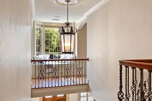 25 Beaver Pl, Boston, MA 02108 - Photo 8