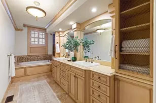 25 Beaver Pl, Boston, MA 02108 - Photo 26