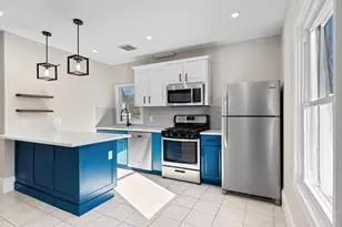 16 Hawthorne St, Boston, MA 02119 - Photo 2