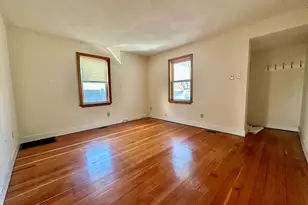 5 Rifle Ct, Watertown, MA 02472 - Photo 4