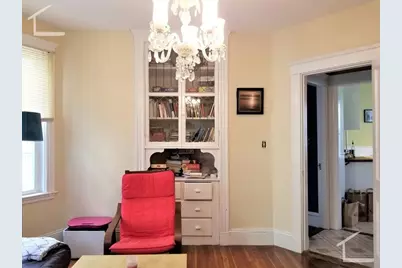 119 Browne St #1, Brookline, MA 02466 - Photo 6