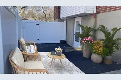 70 Brucewood St, Boston, MA 02132 - Photo 12