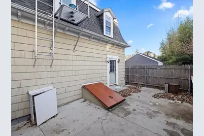 334 Fountain St, Fall River, MA 02721 - Photo 28