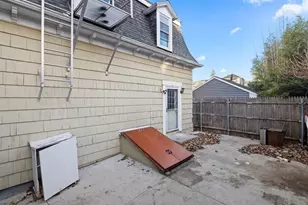 334 Fountain St, Fall River, MA 02721 - Photo 28