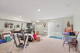 25 Green Briar Rd, Fitchburg, MA 01420 - Photo 26