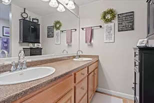 25 Green Briar Rd, Fitchburg, MA 01420 - Photo 22