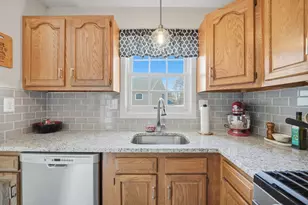 25 Shadow Brook Estates, South Hadley, MA 01075 - Photo 12