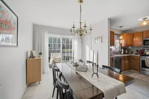 25 Shadow Brook Estates, South Hadley, MA 01075 - Photo 8